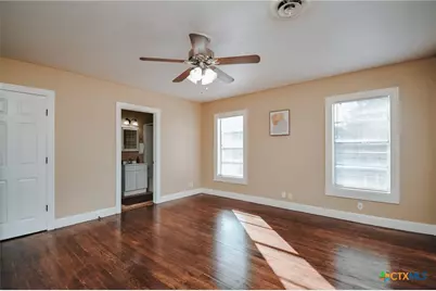 1503 E Virginia Avenue, Victoria, TX 77901 - Photo 16