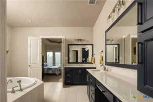 292 Canyon Glade, New Braunfels, TX 78132 - Photo 18