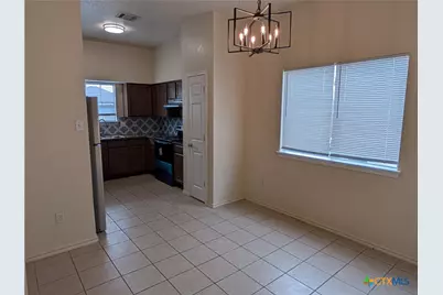 885 Sagewood Trl, San Marcos, TX 78666 - Photo 2
