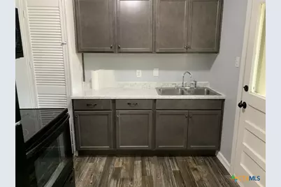 1914 S 9th Street, Temple, TX 76504 - Photo 4
