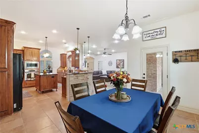 385 Green Park Drive, Belton, TX 76513 - Photo 18