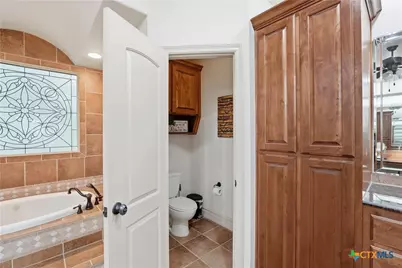 385 Green Park Drive, Belton, TX 76513 - Photo 32