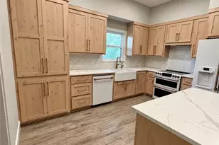 222 Preston Hollow, New Braunfels, TX 78132 - Photo 4