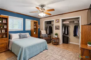 513 Lakeshore Dr, Victoria, TX 77905 - Photo 14