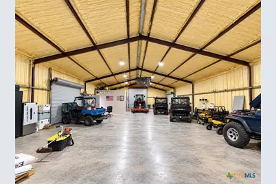 1320 Cr 388, Waelder, TX 78959 - Photo 8