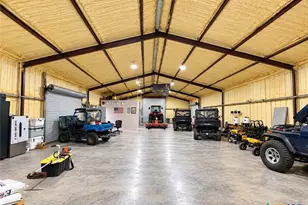 1320 Cr 388, Waelder, TX 78959 - Photo 8