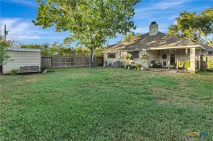 107 Windwood Ln, Victoria, TX 77904 - Photo 42