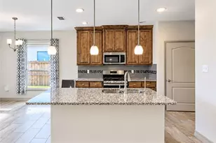 110 Alysheba Dr, Victoria, TX 77901 - Photo 6