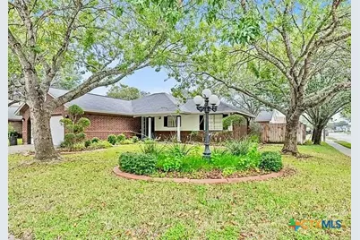 602 Newhaven Street, Victoria, TX 77904 - Photo 2