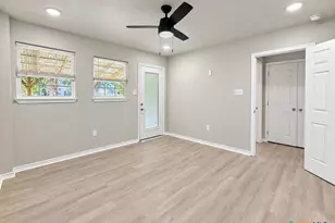 405 & 407 S 6th St, Gatesville, TX 76528 - Photo 14