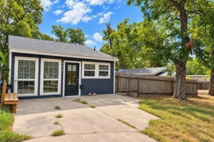 405 & 407 S 6th St, Gatesville, TX 76528 - Photo 1