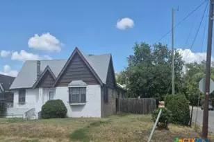 1001 N 21st St, Waco, TX 76707 - Photo 2