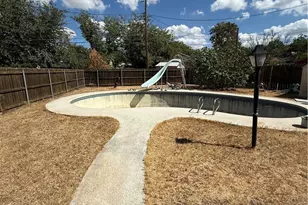 711 S 3rd St, Copperas Cove, TX 76522 - Photo 4