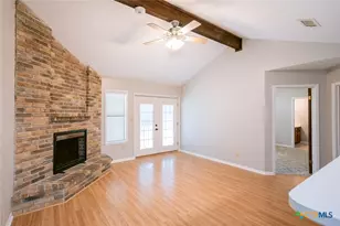 108 Cromwell Dr, Victoria, TX 77901 - Photo 4