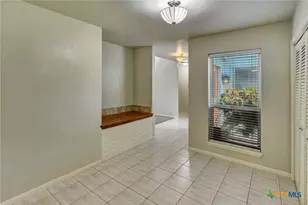 607 Bedivere Dr, Victoria, TX 77904 - Photo 6