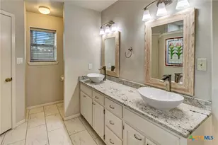 607 Bedivere Dr, Victoria, TX 77904 - Photo 36
