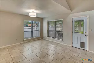 607 Bedivere Dr, Victoria, TX 77904 - Photo 18