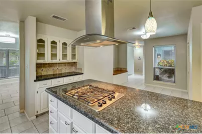 607 Bedivere Drive, Victoria, TX 77904 - Photo 14