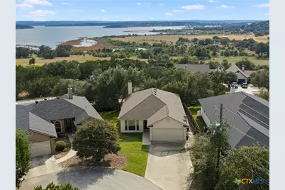 1730 Sorrel Creek Drive, Canyon Lake, TX 78133 - Photo 2