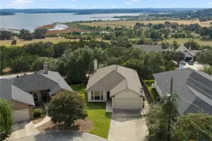 1730 Sorrel Creek Dr, Canyon Lake, TX 78133 - Photo 2