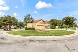 2748 Morning Star, New Braunfels, TX 78132 - Photo 8