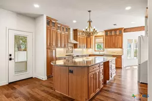 2748 Morning Star, New Braunfels, TX 78132 - Photo 18