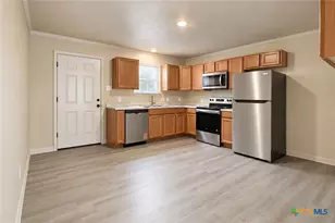 1310 N College St, Killeen, TX 76541 - Photo 10