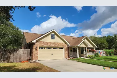 105 Catherine Circle, Victoria, TX 77901 - Photo 2