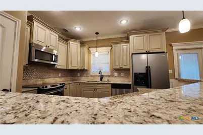 105 Catherine Circle, Victoria, TX 77901 - Photo 12
