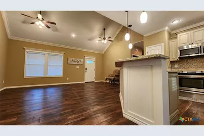 105 Catherine Circle, Victoria, TX 77901 - Photo 18