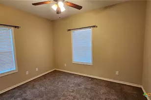 105 Catherine Cir, Victoria, TX 77901 - Photo 28