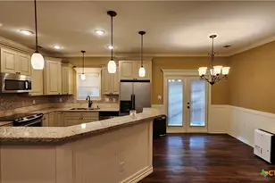 105 Catherine Cir, Victoria, TX 77901 - Photo 20