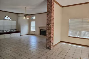 1211 Meadow Run, Seguin, TX 78155 - Photo 8