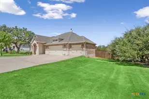 430 Stanton Dr, Belton, TX 76513 - Photo 2