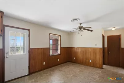 7287 Hanselman Road, Victoria, TX 77905 - Photo 4