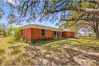 7287 Hanselman Road, Victoria, TX 77905 - Photo 40