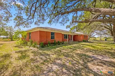 7287 Hanselman Road, Victoria, TX 77905 - Photo 2