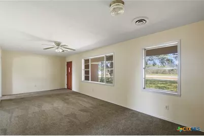 7287 Hanselman Road, Victoria, TX 77905 - Photo 12