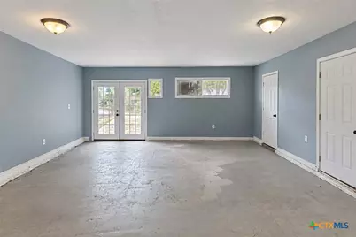 709 W Avenue D, Killeen, TX 76541 - Photo 10