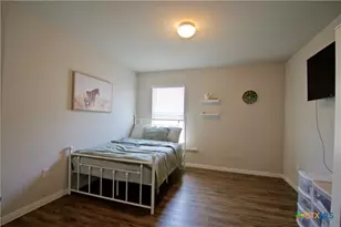 105 Harlan Dr, Hutto, TX 78634 - Photo 16