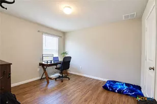 105 Harlan Dr, Hutto, TX 78634 - Photo 10