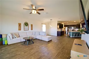 105 Harlan Dr, Hutto, TX 78634 - Photo 18