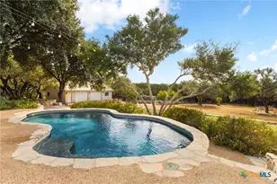 26037 Lewis Ranch Rd, New Braunfels, TX 78132 - Photo 38