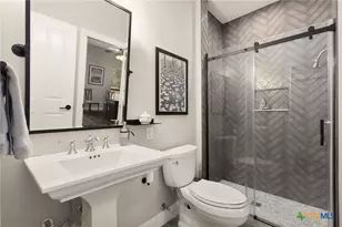 26037 Lewis Ranch Rd, New Braunfels, TX 78132 - Photo 28