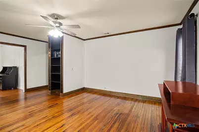 139 E 13th Avenue, Belton, TX 76513 - Photo 26