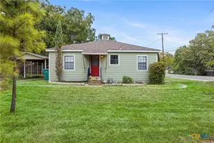 139 E 13th Ave, Belton, TX 76513 - Photo 32