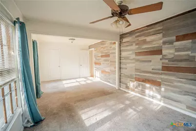 1408 E Power Avenue, Victoria, TX 77901 - Photo 8