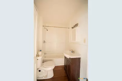 1408 E Power Avenue, Victoria, TX 77901 - Photo 10