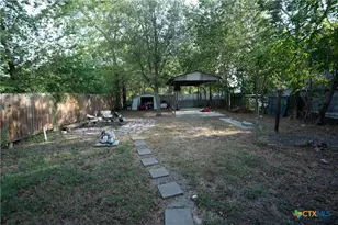 1408 E Power Ave, Victoria, TX 77901 - Photo 12