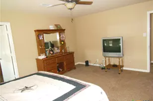 2147 Brinkley Dr, New Braunfels, TX 78130 - Photo 12